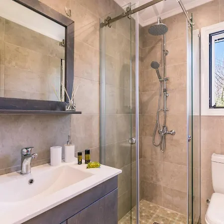 Lamda By Estia アパート